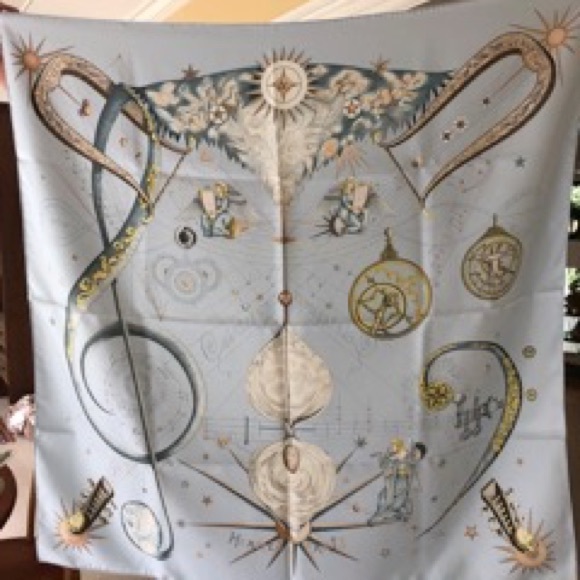 AUTHENTIC Hermès 35’ Silk Scarf - Picture 2 of 4